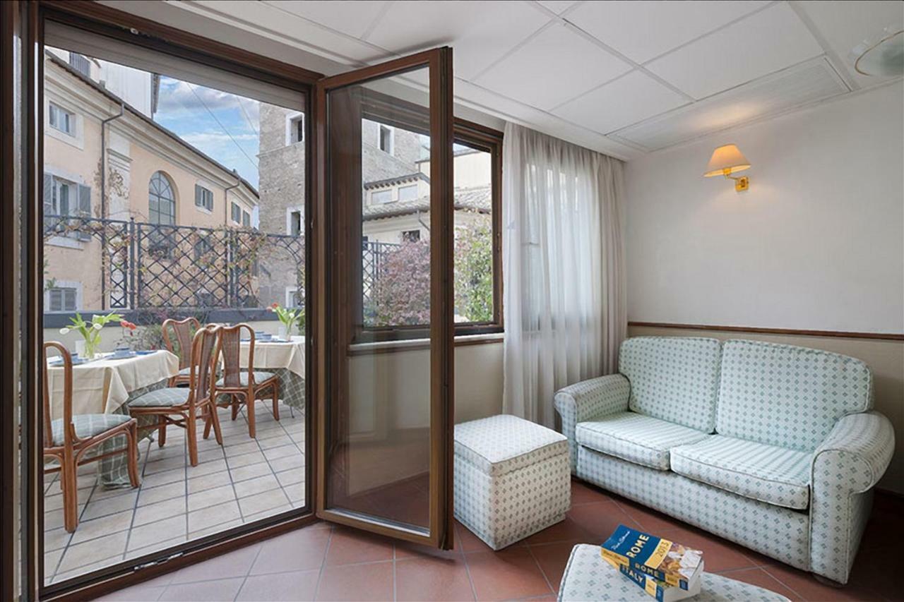Hotel Portoghesi Рим Экстерьер фото