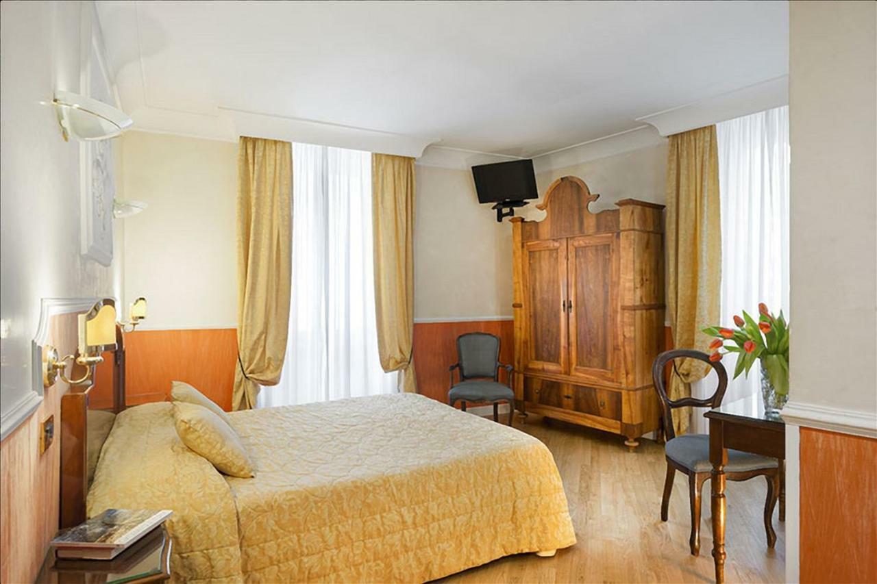 Hotel Portoghesi Рим Экстерьер фото