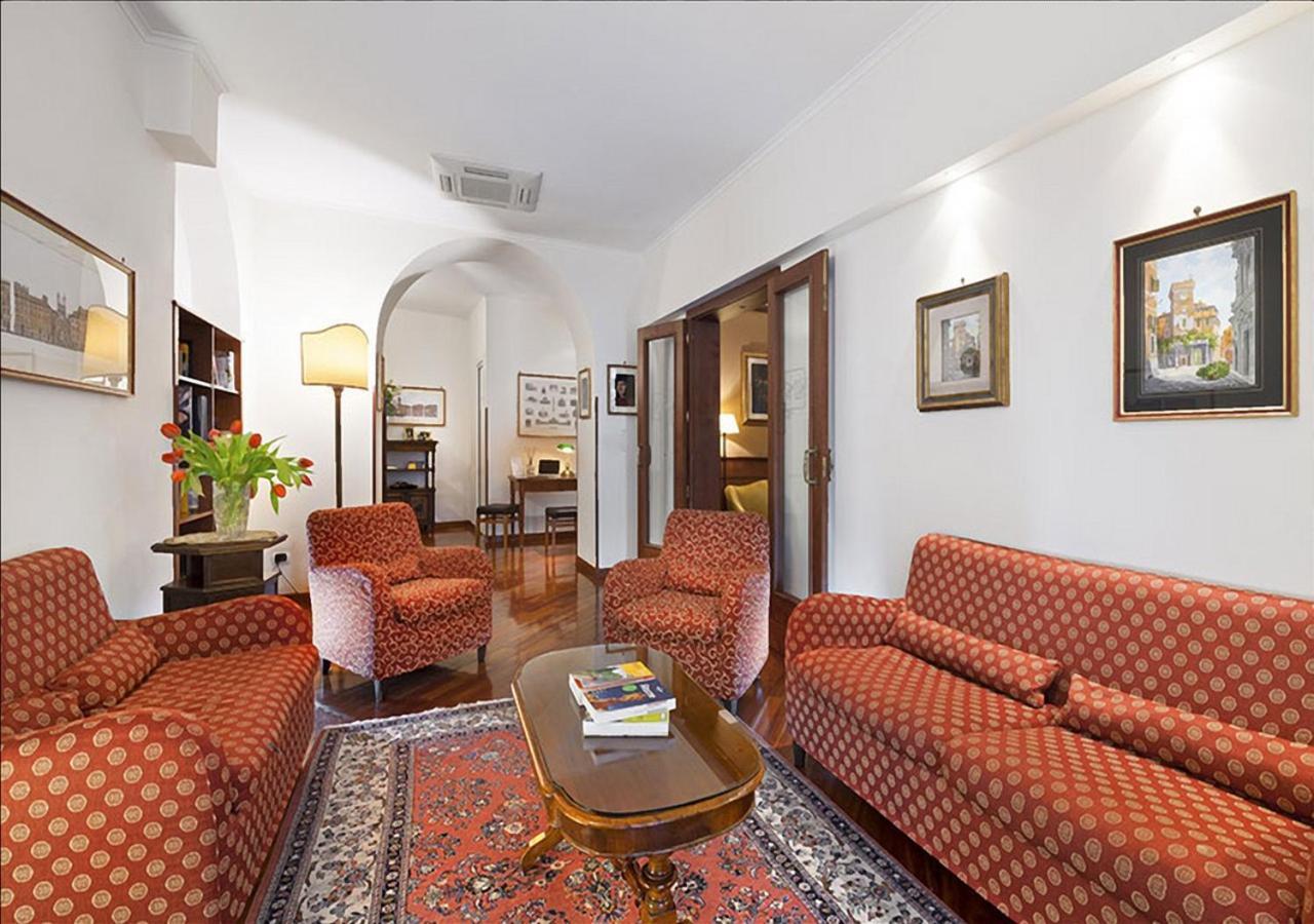 Hotel Portoghesi Рим Экстерьер фото