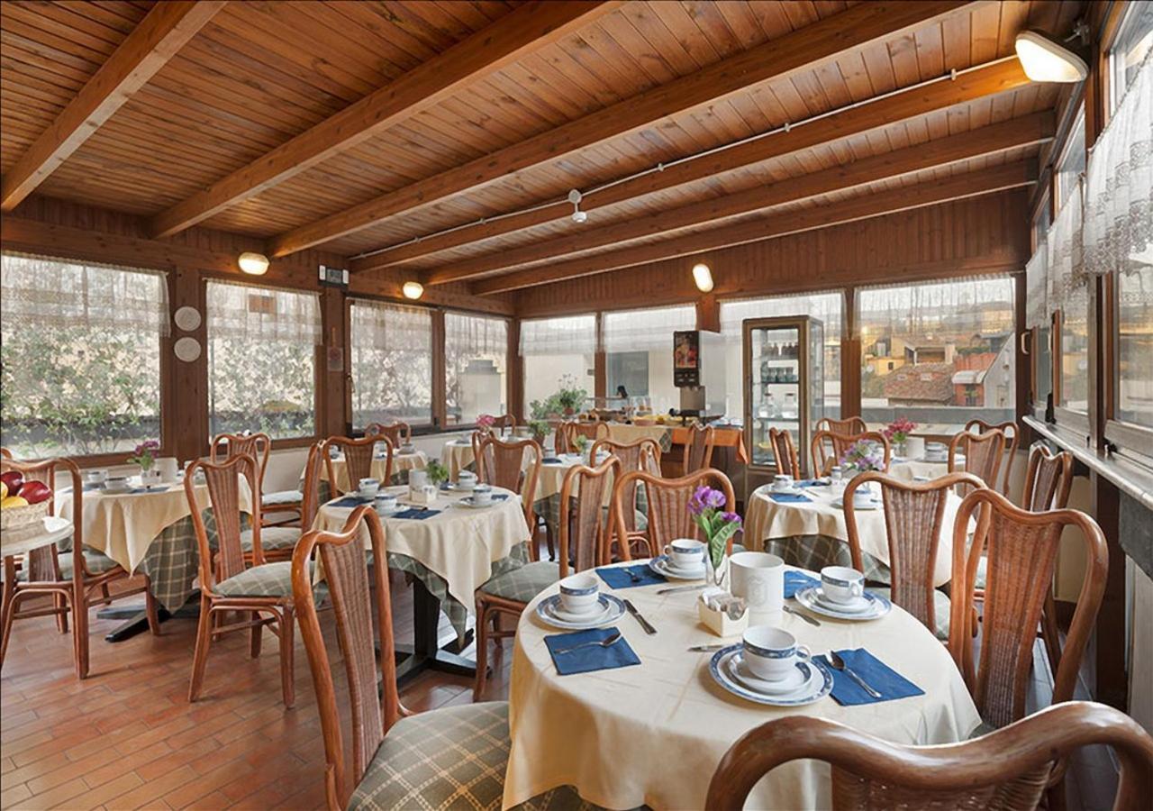 Hotel Portoghesi Рим Экстерьер фото